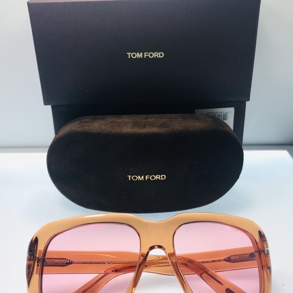 Tom Ford
Pink 885 Bailey Sunglasses - Picture 5 of 12